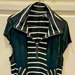 P Luca Milano Top Large Slush Pockets Zip Neck Black White Sleeveless Tunic Top